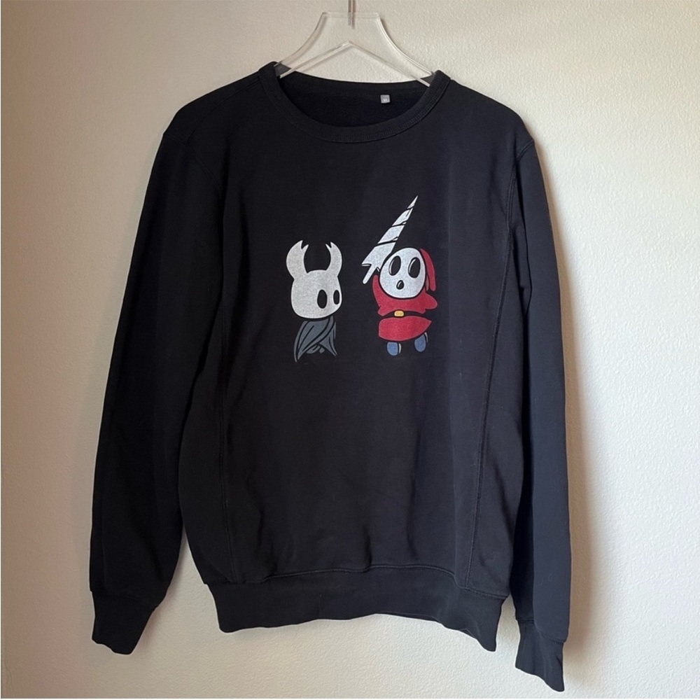 Capzy Hollow Shy Guy Black Cotton Unisex Sweatshirt Size Medium